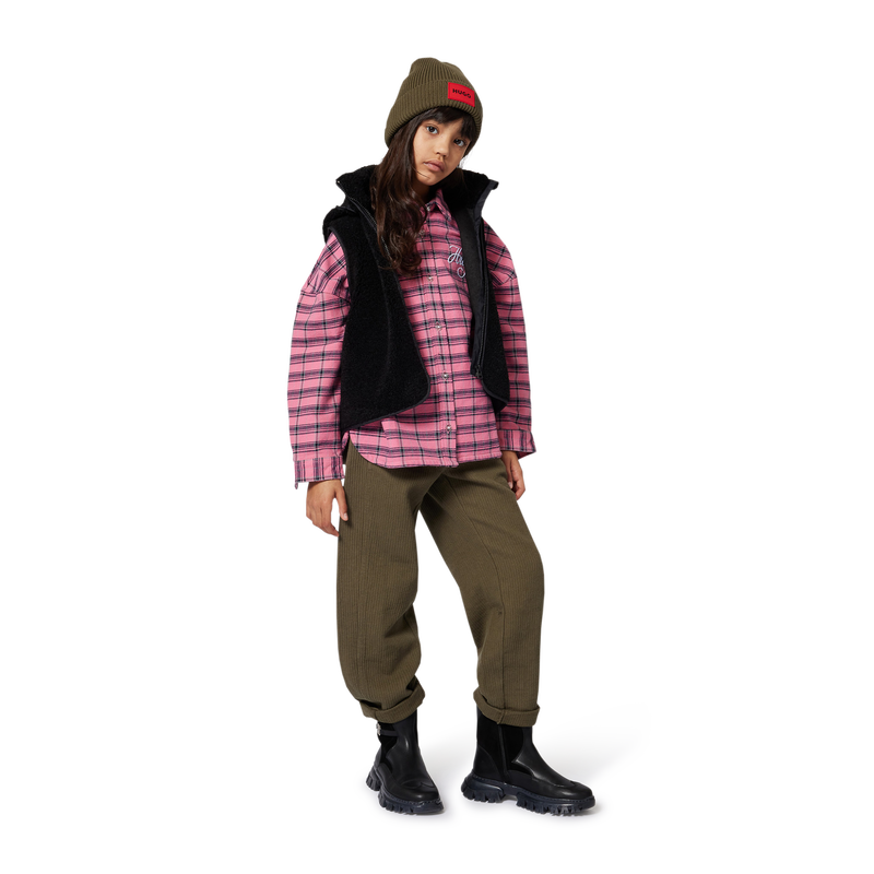 Dubbellaagse muts HUGO 
                        UNISEX