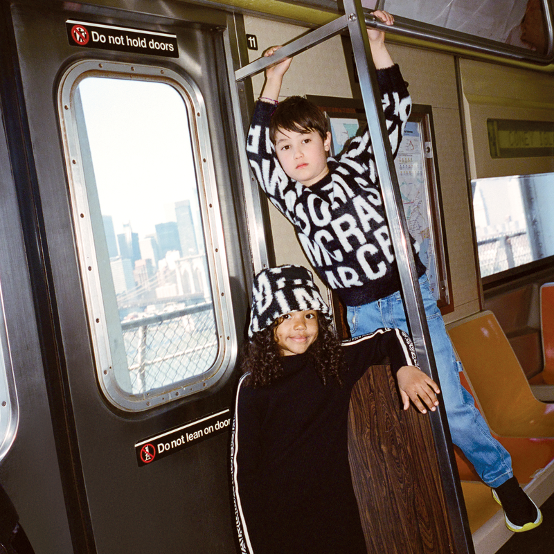 Trui met ingeweven motief MARC JACOBS 
                        UNISEX