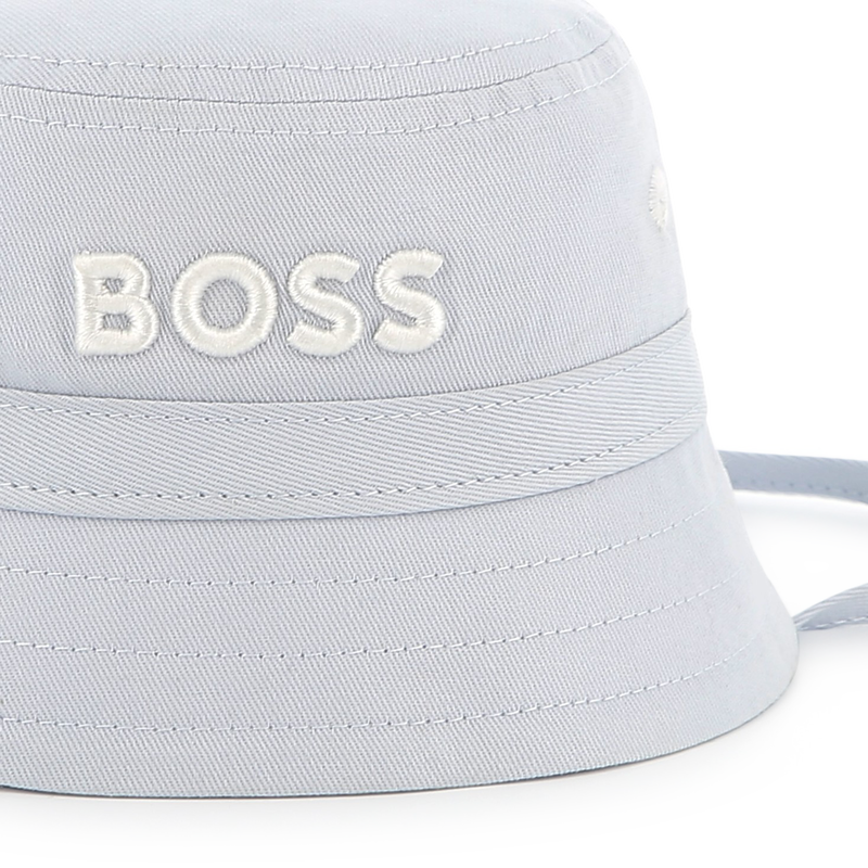 Katoenen hoedje met koordjes BOSS 
                        BOY