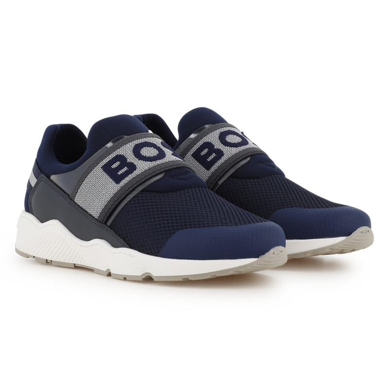 Elastische sneakers BOSS 
                        JONGEN