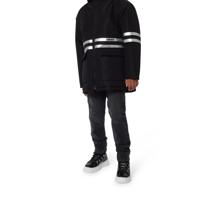 Waterdichte parka met capuchon DKNY 
                        UNISEX