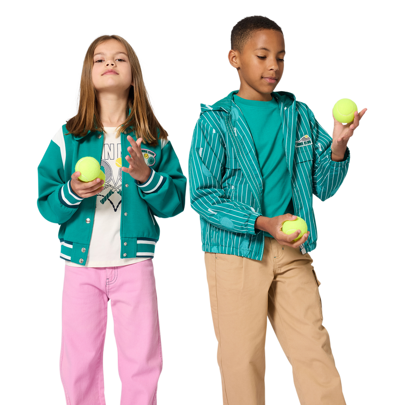 VEST MET DRUKKNOPEN KIDS AROUND 
                        GIRL