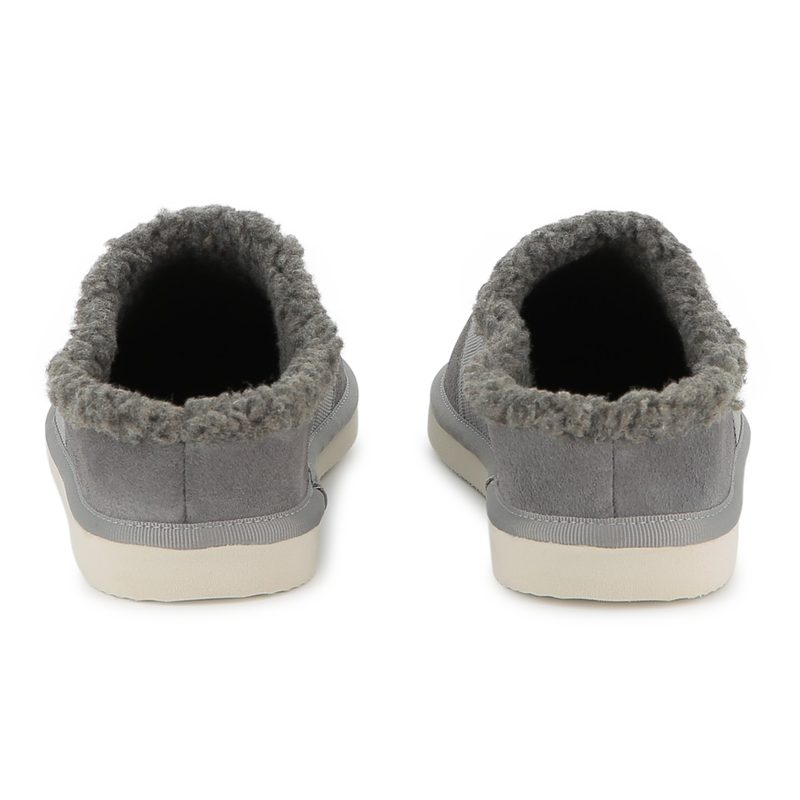 Pantoffels van rundsu&egrave;de CHLOE 
                        GIRL