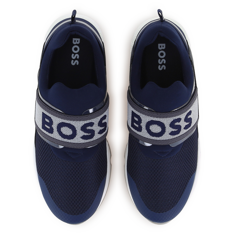 Elastische sneakers BOSS 
                        JONGEN