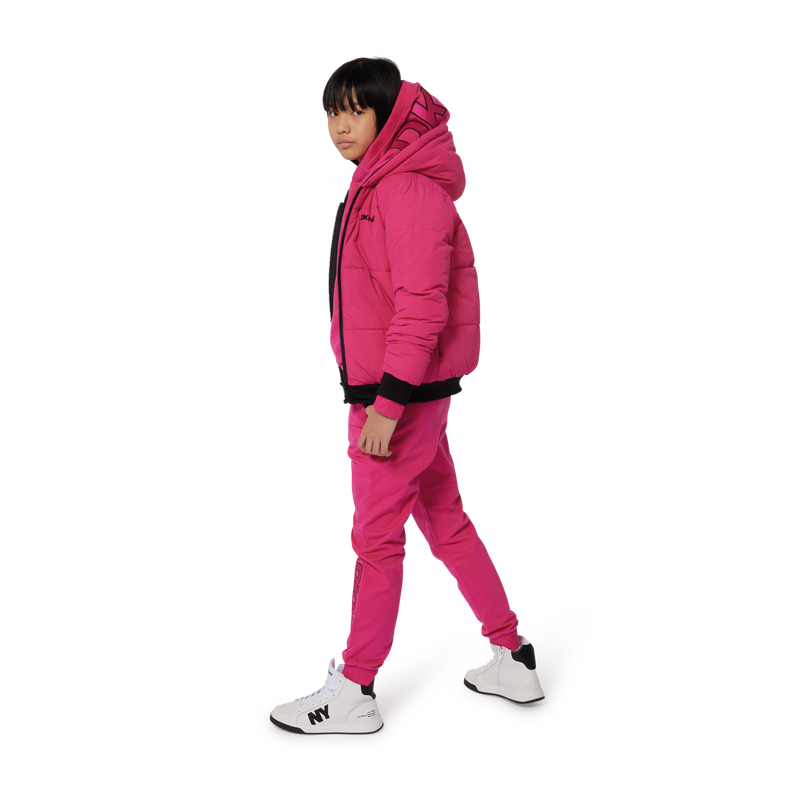 Katoenen sweater met capuchon DKNY 
                        UNISEX