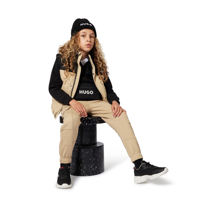 Gebreide muts HUGO 
                        UNISEX