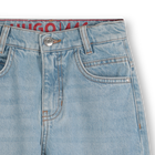 Ruimvallende 5 pocket jeans HUGO 
                    JONGEN