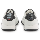 Leren sneakers met veters DKNY 
                    UNISEX