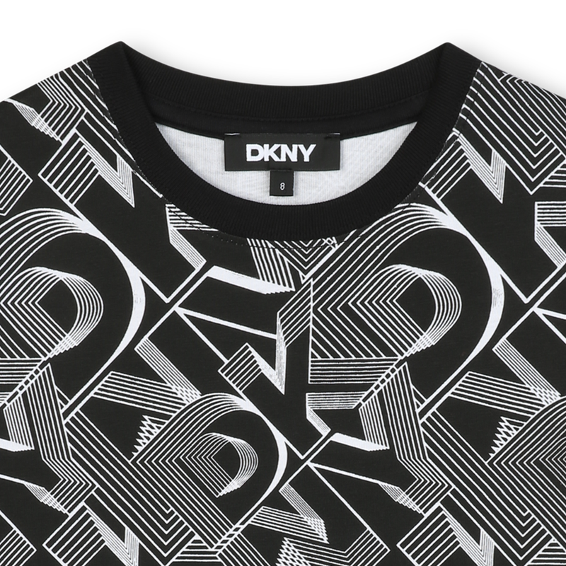 T-shirt met korte mouwen DKNY 
                        BOY