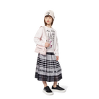 Gebreide muts KARL LAGERFELD KIDS 
                    GIRL