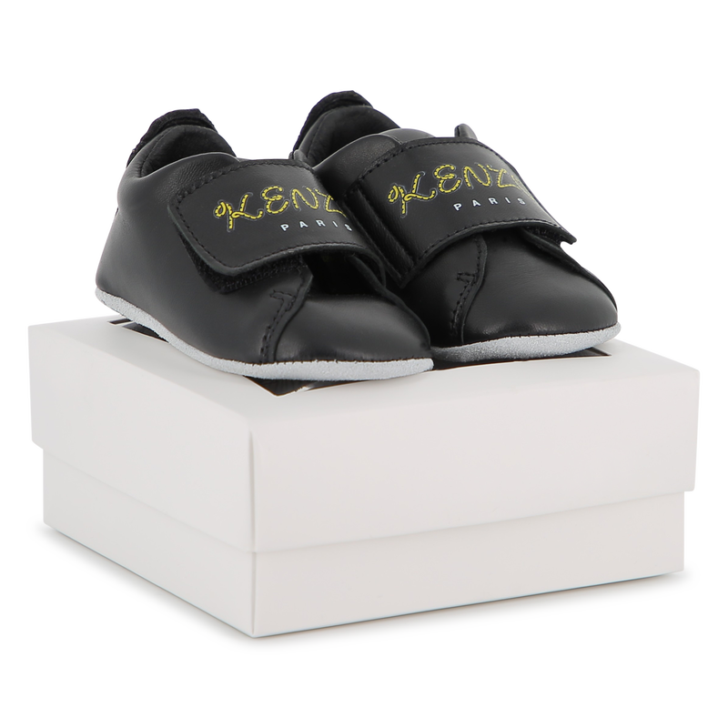 Pantoffels van schapenvacht KENZO KIDS 
                        UNISEX