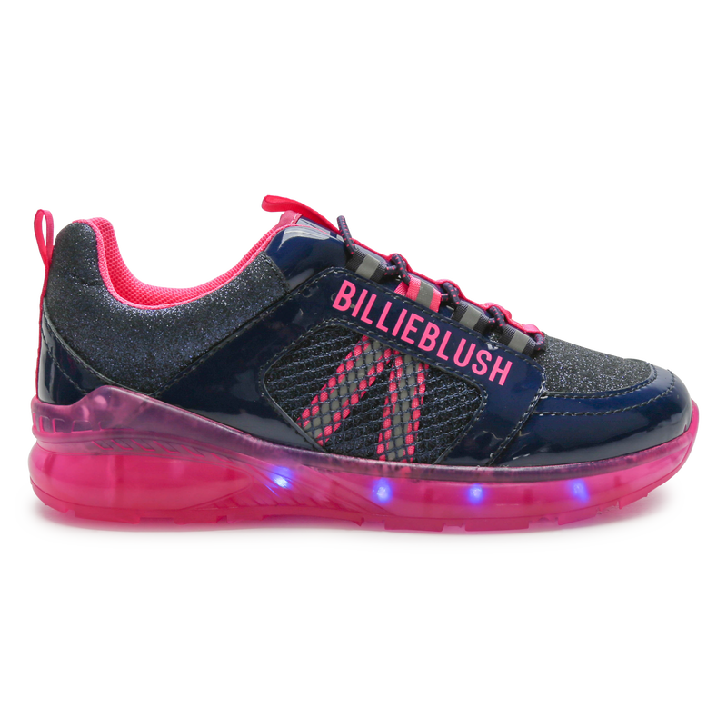 Lage gelakte sneakers