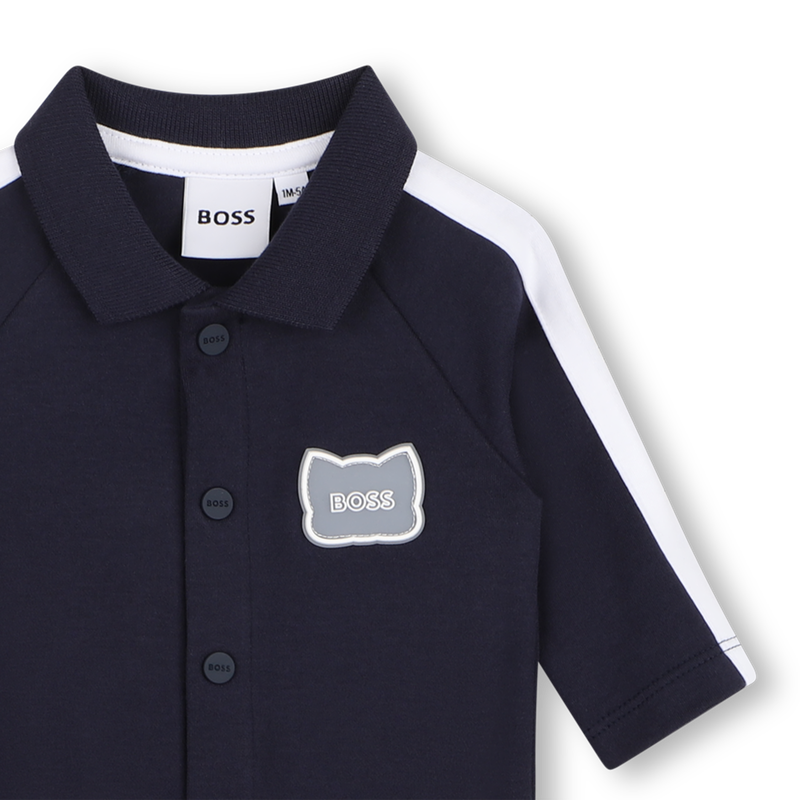 PYJAMA MET DRUKKNOOPSLUITING BOSS 
                        BOY