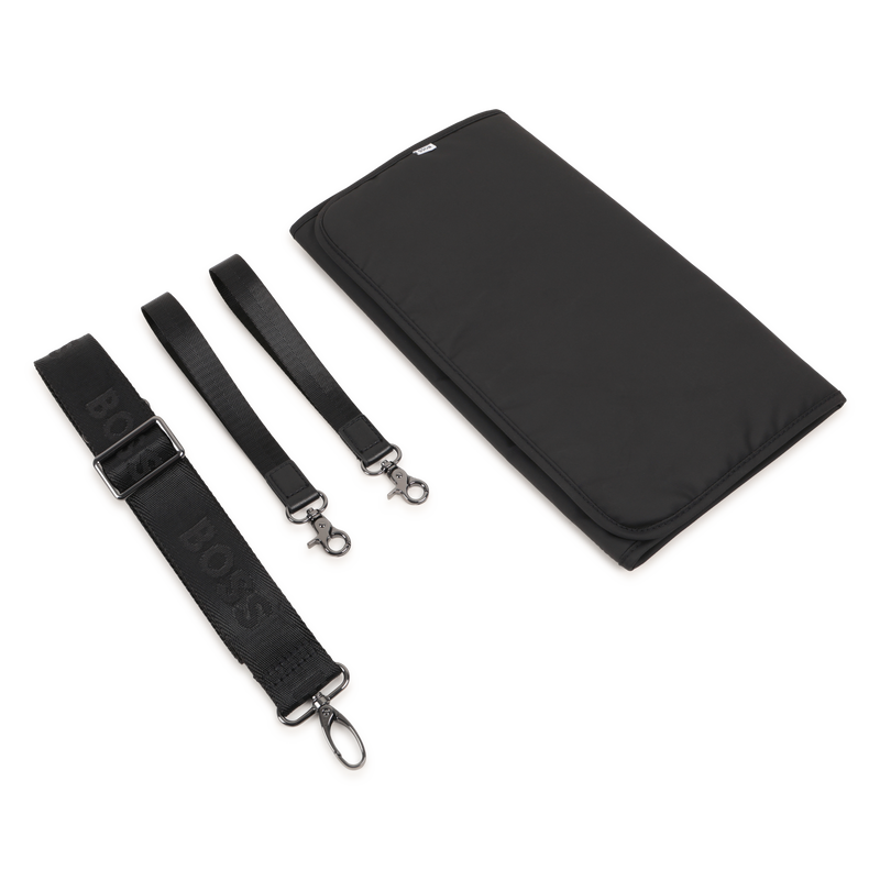 Luiertas tas BOSS 
                        UNISEX