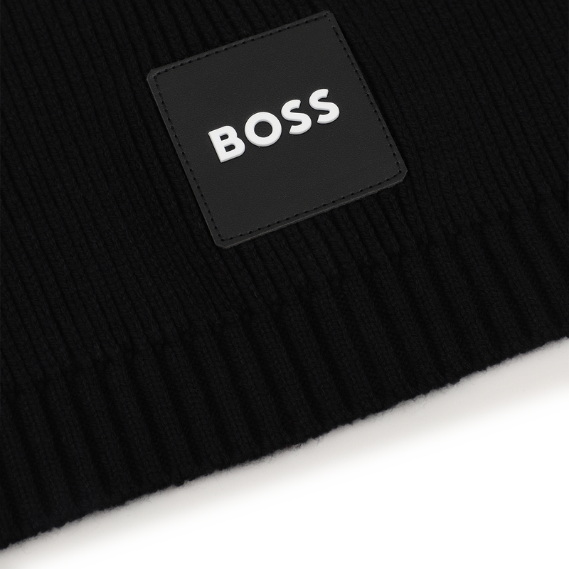 Sjaal BOSS 
                        BOY