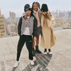 Korte rok DKNY 
                    GIRL