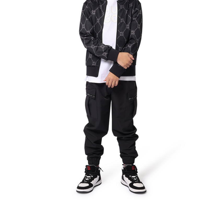 Wijde joggingbroek HUGO 
                        BOY