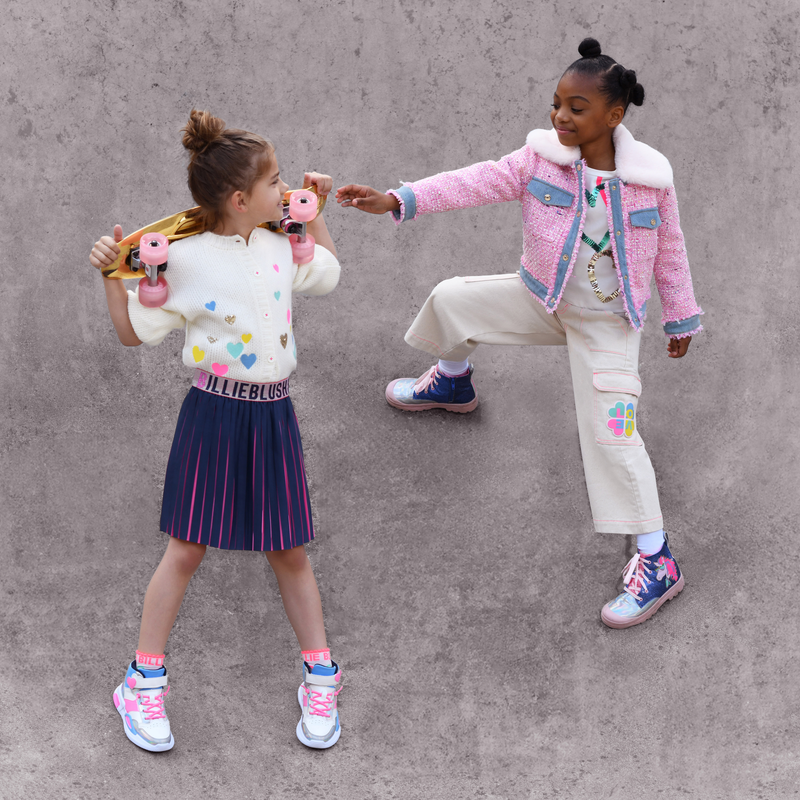 Gebreid vest met knopen BILLIEBLUSH 
                        GIRL