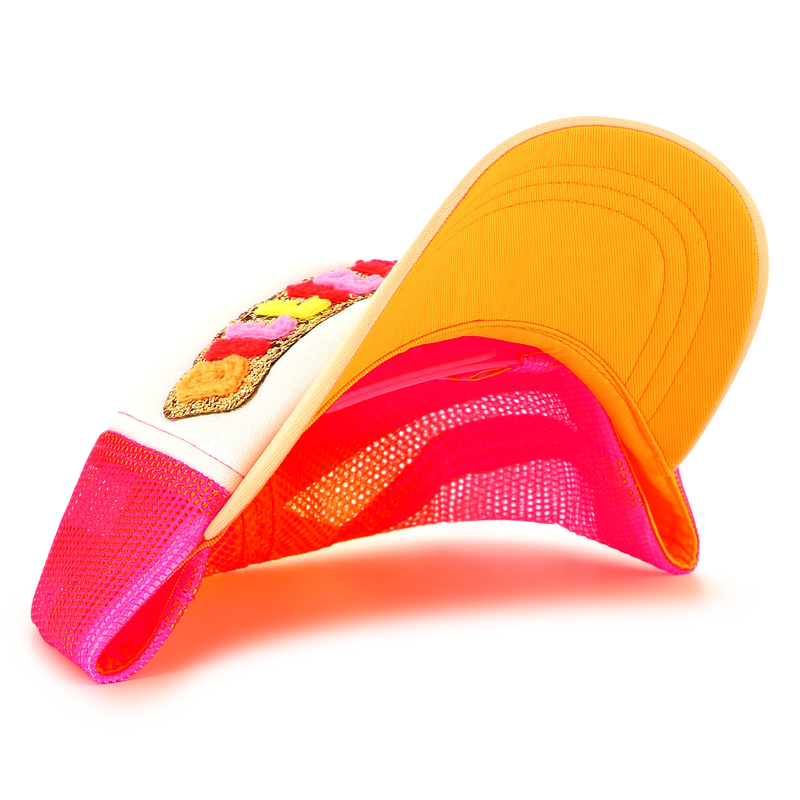 Pet met badge in boucl&eacute; BILLIEBLUSH 
                        GIRL