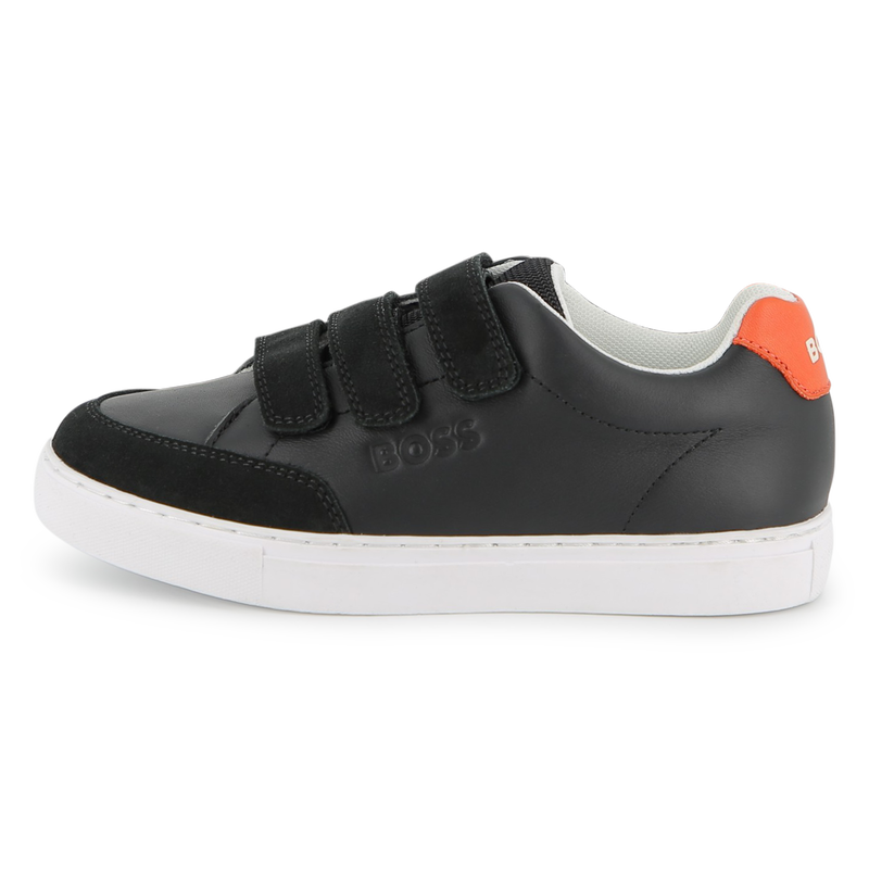 SNEAKERS MET KLITTENBANDSTREPEN BOSS 
                        BOY