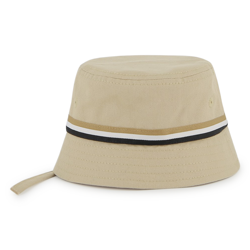 VISSERSHOED MET BEVESTIGINGSMIDDELEN BOSS 
                        BOY