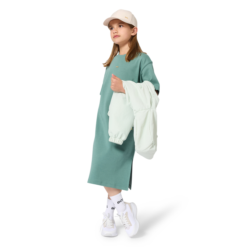 JAS MET CAPUCHON BOSS 
                        GIRL