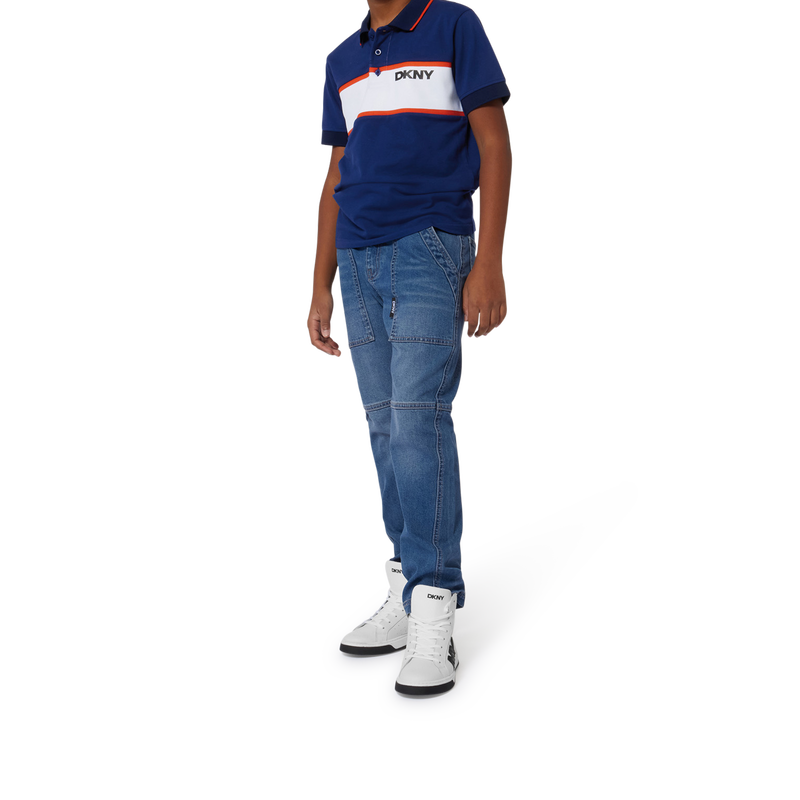 Jeans met 4 zakken DKNY 
                        UNISEX