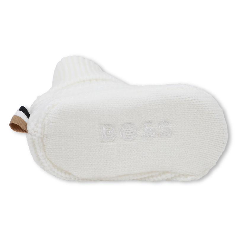 Muts en slofjes set BOSS 
                        UNISEX