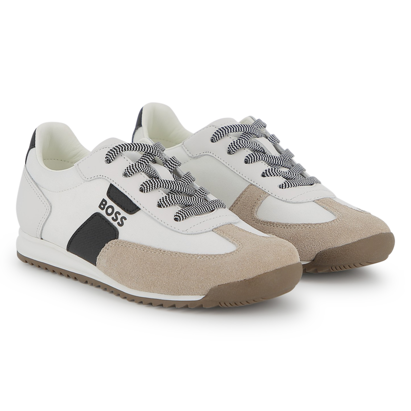 SNEAKERS MET VETERS BOSS 
                        BOY