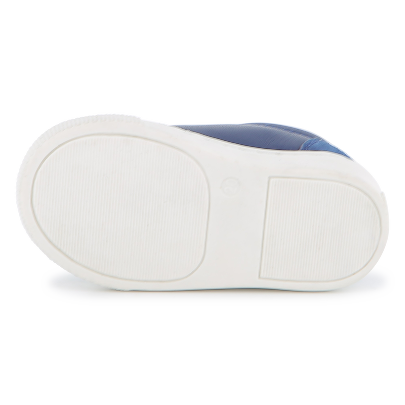 SNEAKERS MET KLITTENBANDSTREPEN BOSS 
                        BOY