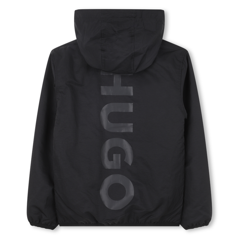 WINDJACK MET CAPUCHON HUGO 
                        BOY