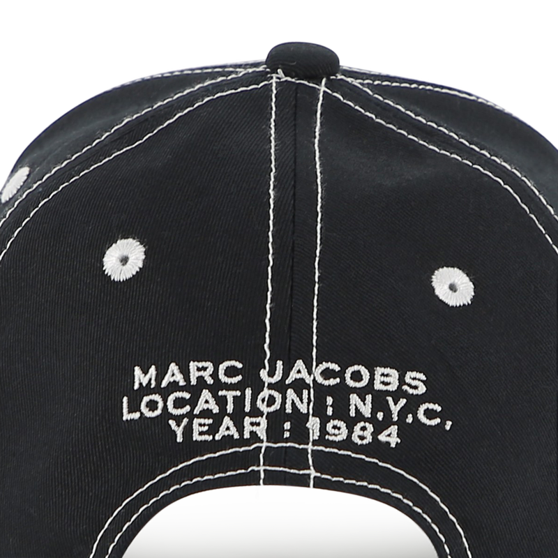 PET MARC JACOBS 
                        BOY