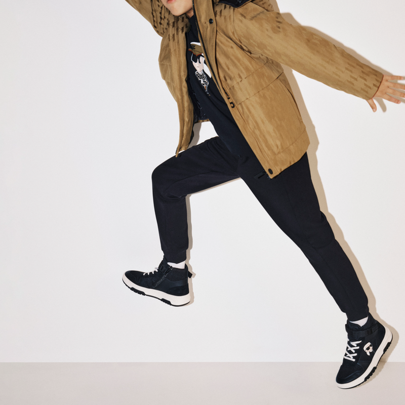 Joggingbroek met drukknoop KARL LAGERFELD KIDS 
                        BOY