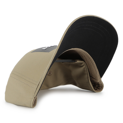 PET MET VERSTELBARE SLUITING BOSS BOY