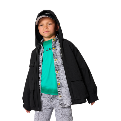 WINDJACK MET CAPUCHON MARC JACOBS BOY