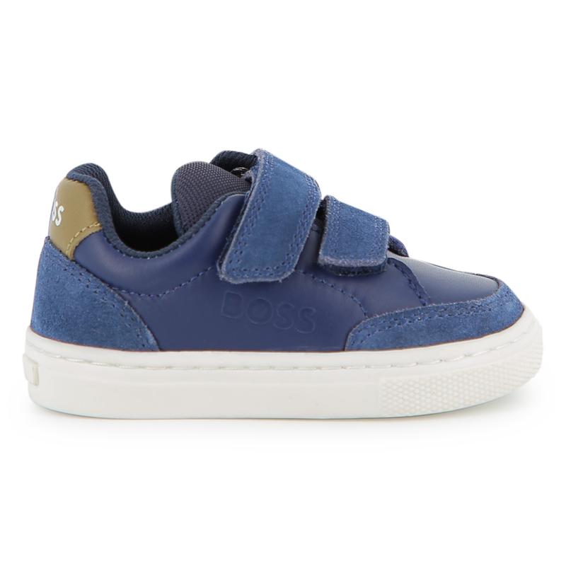 SNEAKERS MET KLITTENBANDSTREPEN BOSS 
                        BOY