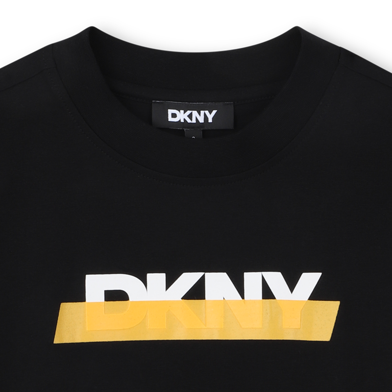 T-shirt met korte mouwen DKNY 
                        BOY