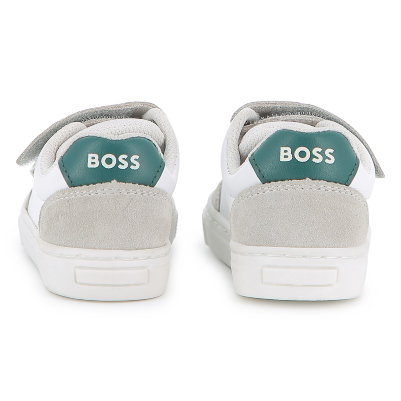 SNEAKERS MET KLITTENBANDSTREPEN BOSS 
                        BOY
