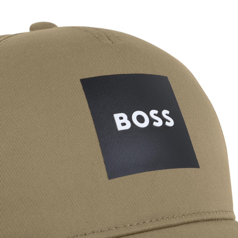 Pet BOSS 
                        BOY