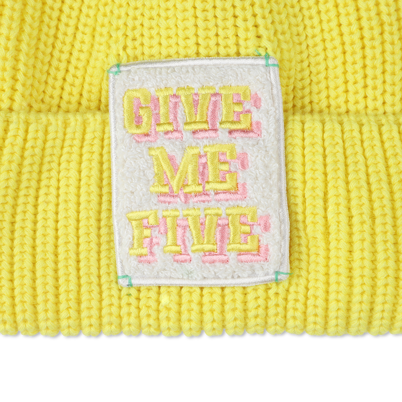 Geborduurde badge hoed BILLIEBLUSH 
                        GIRL