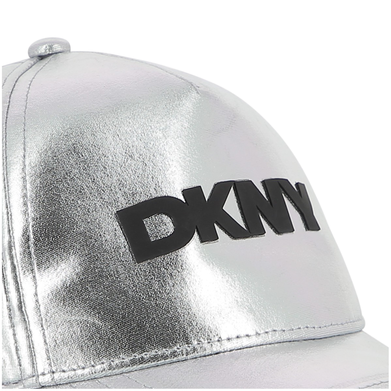 Pet DKNY 
                        GIRL