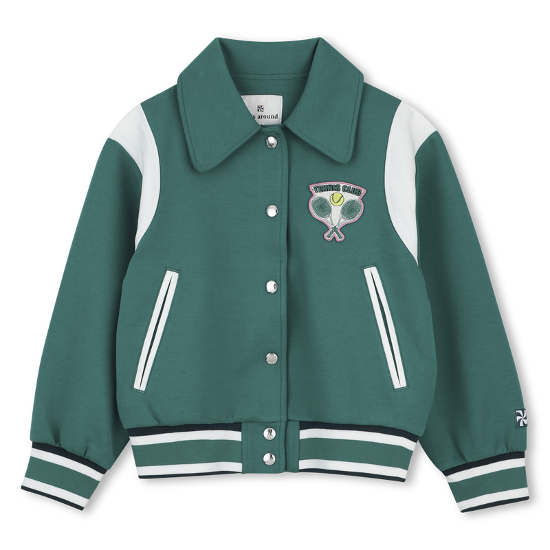 VEST MET DRUKKNOPEN KIDS AROUND 
                        GIRL