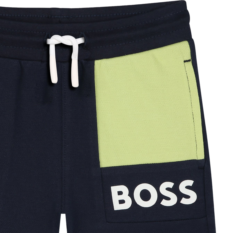 Gevoerde katoenen short BOSS 
                        BOY