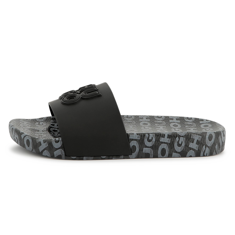 Lichte slippers met badges HUGO 
                        BOY