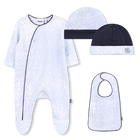 Set pyjama, slabbetje en muts BOSS 
                    BOY