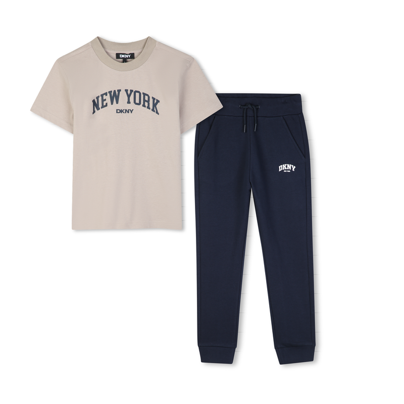 Kledingset met t-shirt en broek DKNY 
                        JONGEN