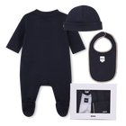Pyjama set, muts en slabbetje BOSS 
                    BOY