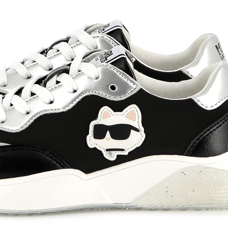 Sneakers met veters en badge KARL LAGERFELD KIDS 
                        GIRL