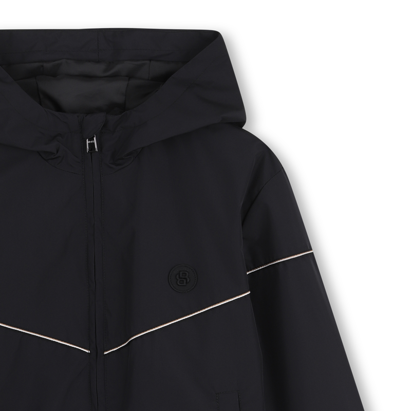 WINDJACK MET CAPUCHON BOSS 
                        BOY