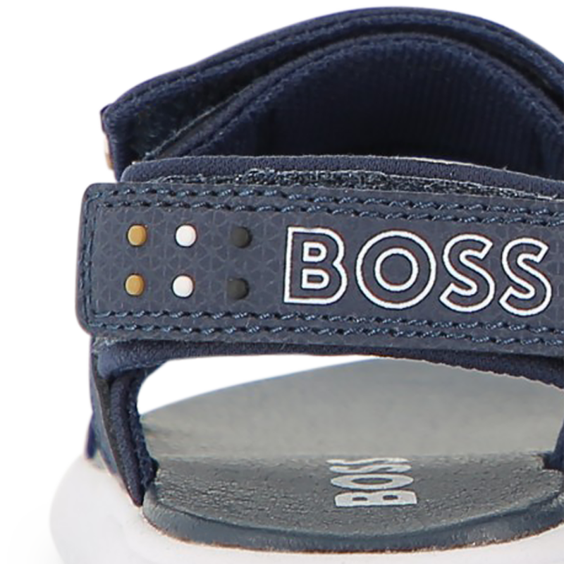 FAUX SANDALEN BOSS 
                        BOY